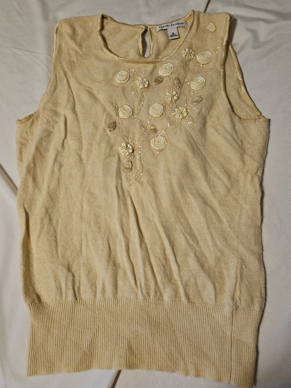 Banana Republic Beaded Floral Sleeveless Knit Embellished Top -Soft Yellow Cream